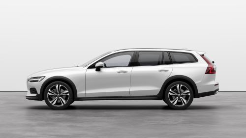 V60 Cross Country Ultra B5 AWD Classic Edition